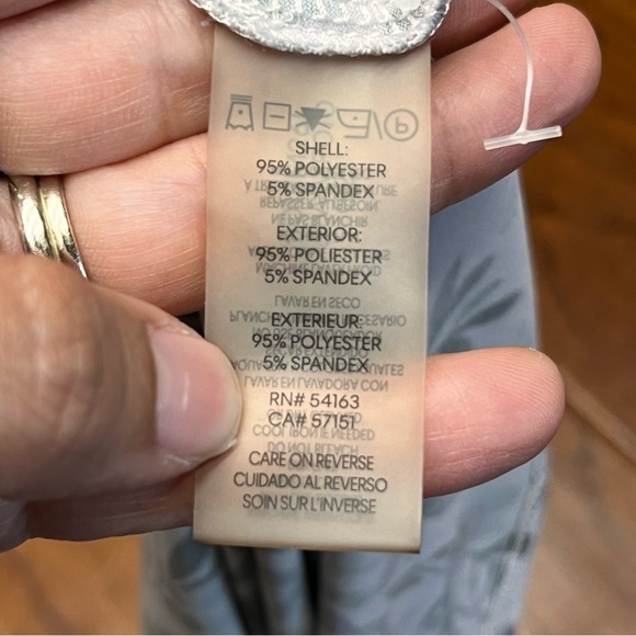 Karl Lagerfeld Paris floral ruffle top - Picture 5 of 5